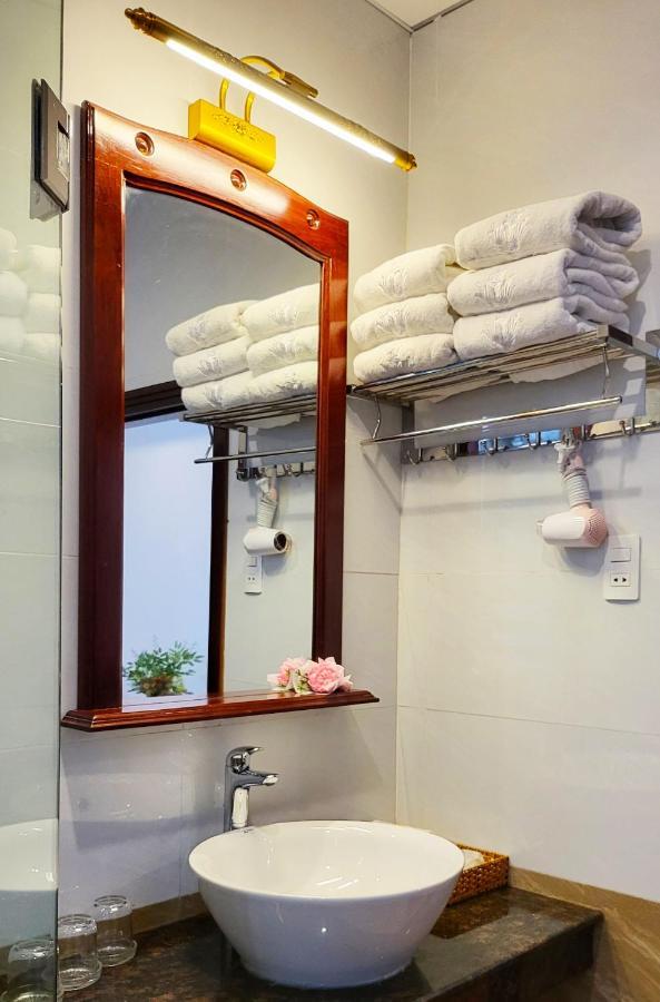 Hoang Son Hotel - Кантхо Экстерьер фото