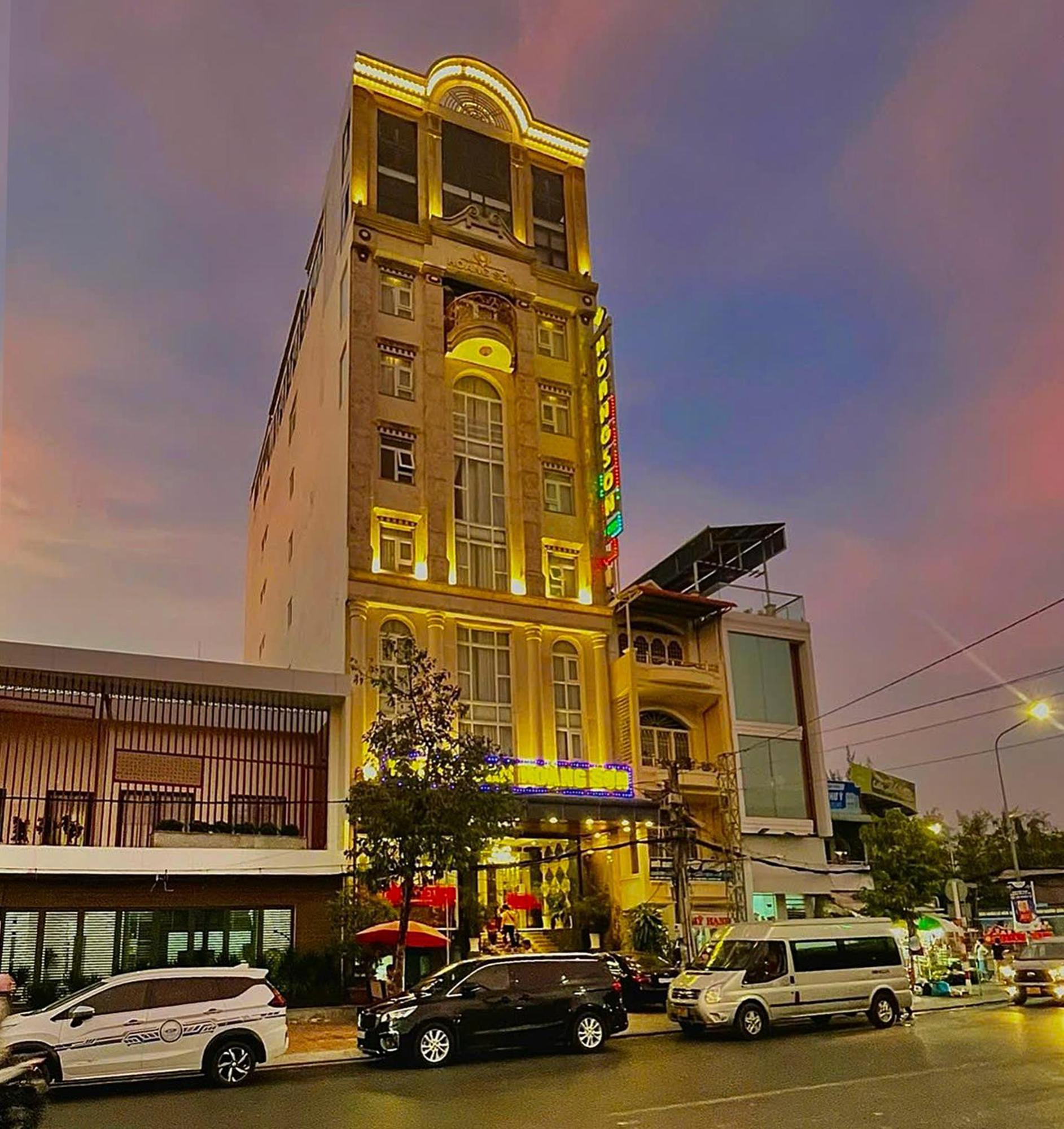 Hoang Son Hotel - Кантхо Экстерьер фото