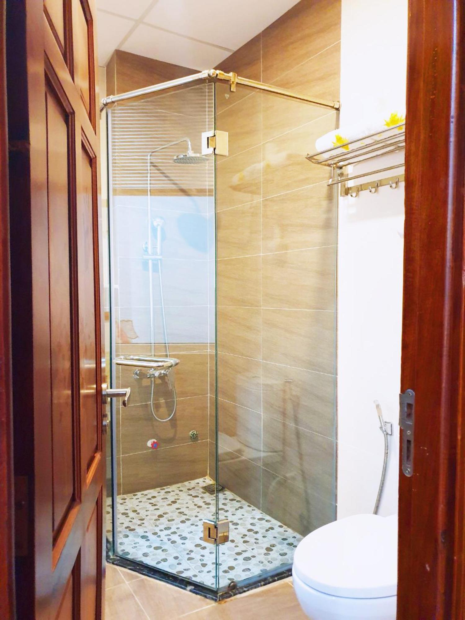Hoang Son Hotel - Кантхо Экстерьер фото